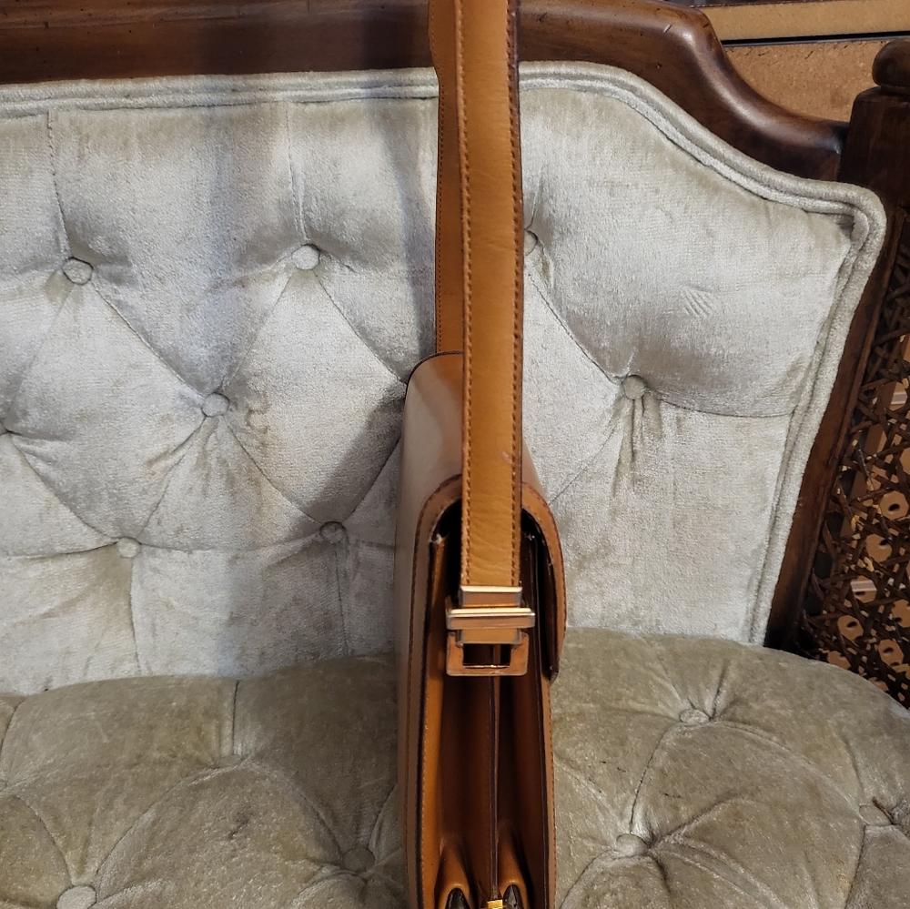 RARE Authentic Vintage Celine  horse carriage shouder bag - Picture 8 of 16